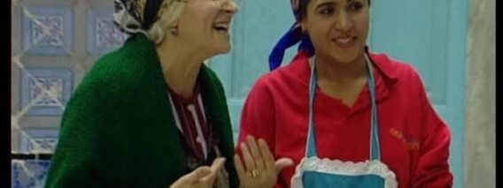 مسلسل الخطاب على الباب : الجزء الأول | الحلقة الخامسة عشر