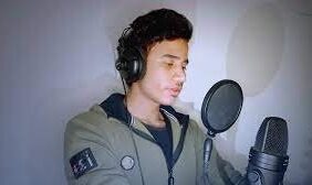 القارئ أنس محمد